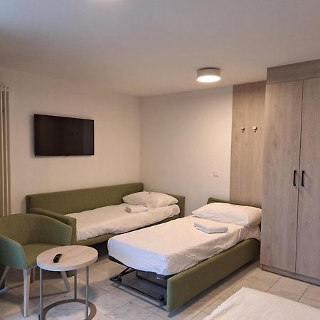 Hotel Nessi ロカルノ エクステリア 写真